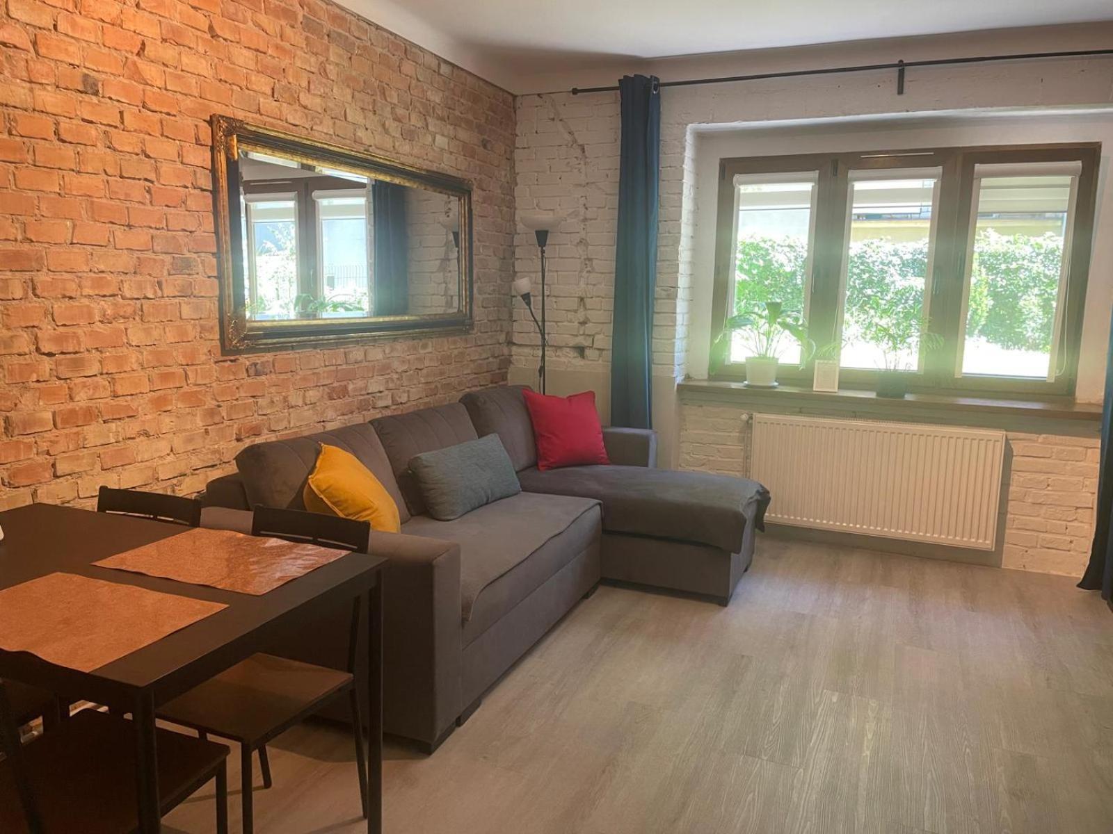 Zacisze Moniuszki- Parking Free Apartment