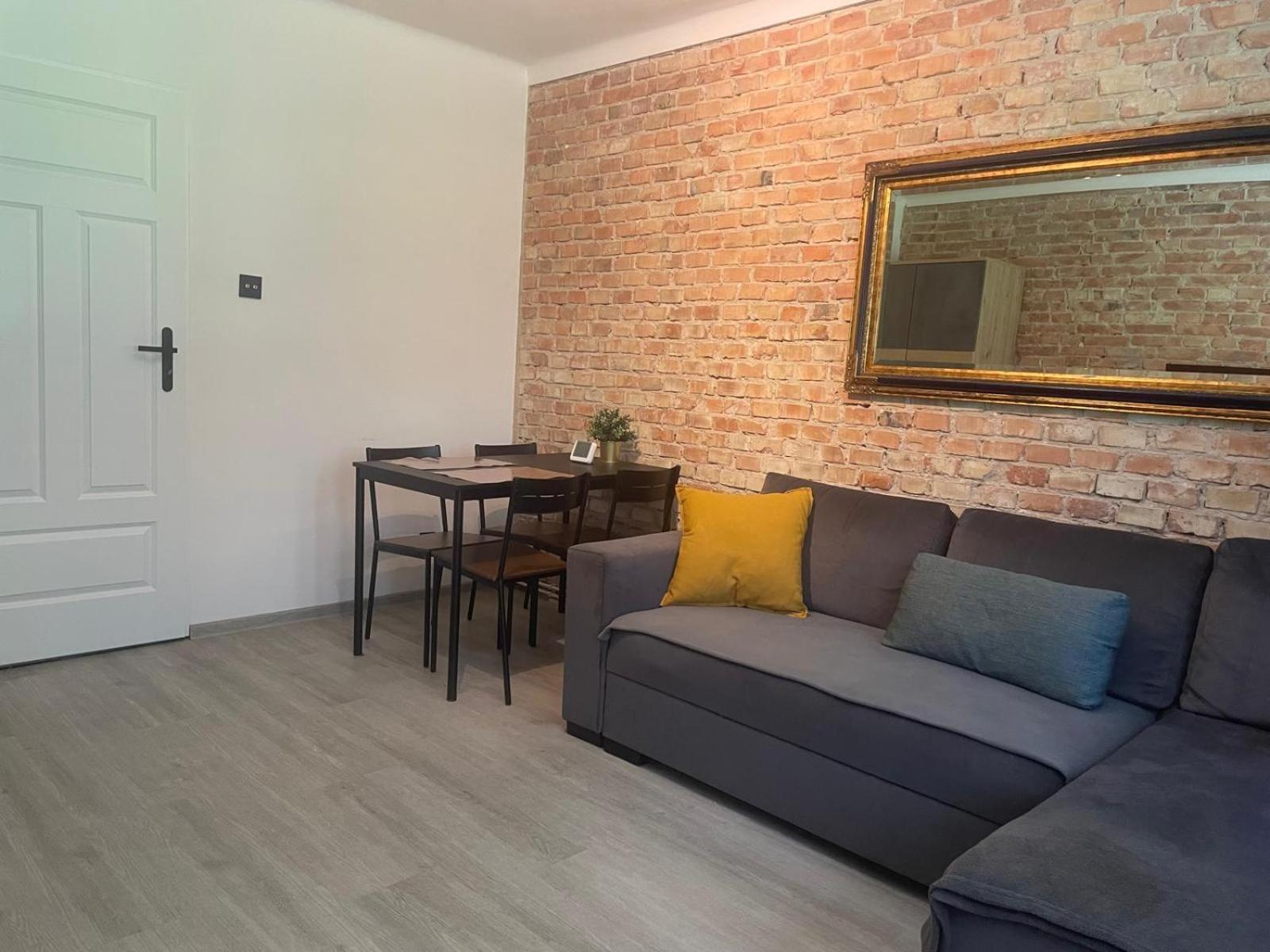 Apartment Zacisze Moniuszki- Parking Free Torun